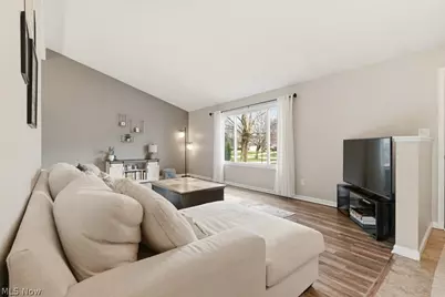 32430 N Roundhead Drive, Solon, OH 44139 - Photo 6