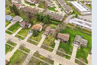 32430 N Roundhead Drive, Solon, OH 44139 - Photo 36