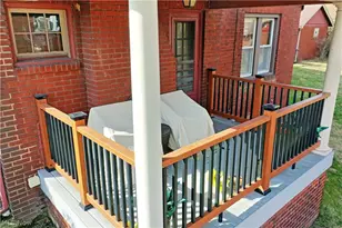 218 Upland Ave, Youngstown, OH 44504 - Photo 6