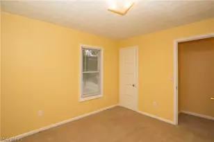 81 E Dalton St, Akron, OH 44310 - Photo 16