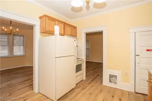 81 E Dalton St, Akron, OH 44310 - Photo 8