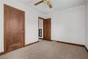 412 Orchard Ave, Niles, OH 44446 - Photo 10