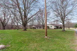 901 N Marion Ave, Louisville, OH 44641 - Photo 4