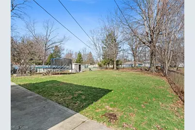 9248 Lynnhaven Road, Parma Heights, OH 44130 - Photo 2