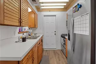 9248 Lynnhaven Rd, Parma Heights, OH 44130 - Photo 12