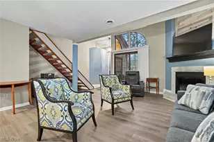 1323 Red Tail Hawk Ct, Youngstown, OH 44512 - Photo 8