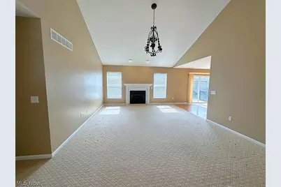 613 Ericston Court, Painesville, OH 44077 - Photo 2