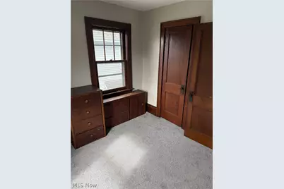 49 W Salome Avenue, Akron, OH 44310 - Photo 8