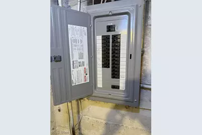 49 W Salome Avenue, Akron, OH 44310 - Photo 24