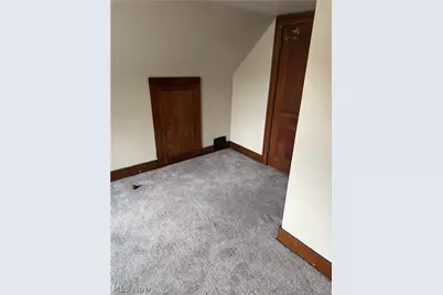 49 W Salome Avenue, Akron, OH 44310 - Photo 20