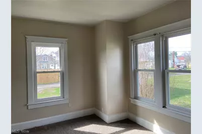 428 Chestnut Street, Newcomerstown, OH 43832 - Photo 8