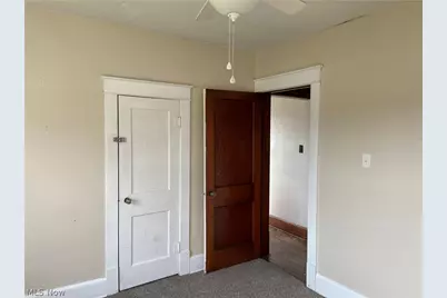 428 Chestnut Street, Newcomerstown, OH 43832 - Photo 32