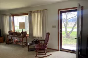 5671 E State Rd, Newcomerstown, OH 43832 - Photo 6