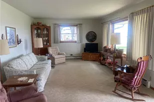 5671 E State Rd, Newcomerstown, OH 43832 - Photo 2