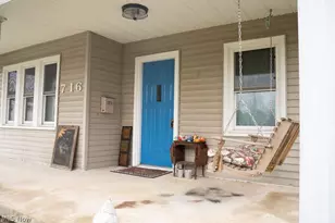 716 N Cross St, Dover, OH 44622 - Photo 2