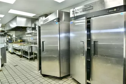 24 N Phelps Street, Youngstown, OH 44503 - Photo 32