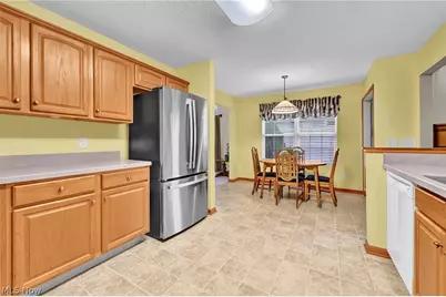 7596 Willow Woods Drive, North Olmsted, OH 44070 - Photo 6