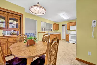7596 Willow Woods Drive, North Olmsted, OH 44070 - Photo 12