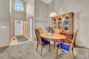 7596 Willow Woods Dr, North Olmsted, OH 44070 - Photo 8