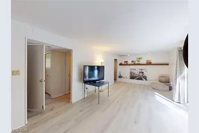 38280 Fox Run Drive, Solon, OH 44139 - Photo 14