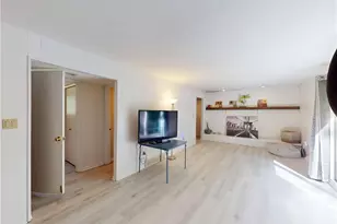 38280 Fox Run Dr, Solon, OH 44139 - Photo 14