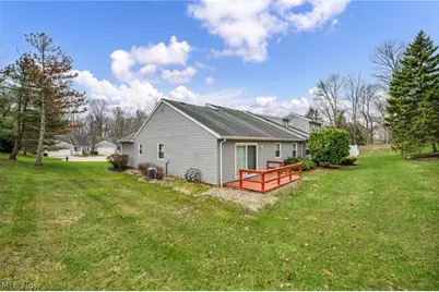 9841 Brookline Oval, Strongsville, OH 44136 - Photo 34