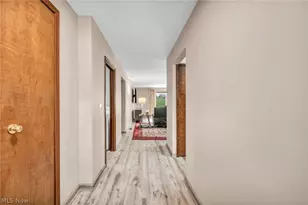 9841 Brookline Oval, Strongsville, OH 44136 - Photo 20