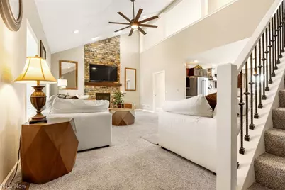 1054 East Avenue, Tallmadge, OH 44278 - Photo 6