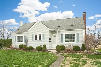 122 Fenton Avenue, Mogadore, OH 44260 - Photo 1