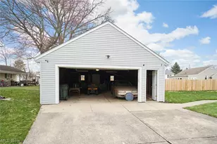 122 Fenton Ave, Mogadore, OH 44260 - Photo 18