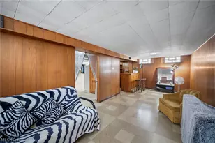 13019 Darlington Ave, Garfield Heights, OH 44125 - Photo 32