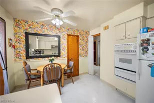 13019 Darlington Ave, Garfield Heights, OH 44125 - Photo 10