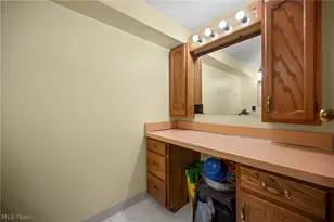 13019 Darlington Ave, Garfield Heights, OH 44125 - Photo 30
