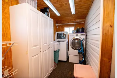 531 W 44th Street, Shadyside, OH 43947 - Photo 14