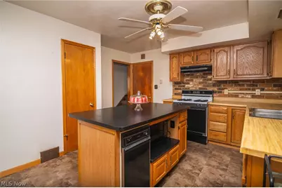301 Alpine Drive, Toronto, OH 43964 - Photo 22