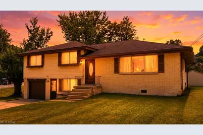 301 Alpine Drive, Toronto, OH 43964 - Photo 1