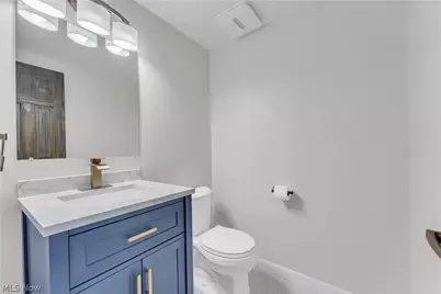 25515 Clubside Boulevard #0012, North Olmsted, OH 44070 - Photo 18