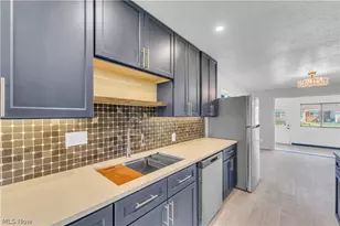 25515 Clubside Blvd, North Olmsted, OH 44070 - Photo 12