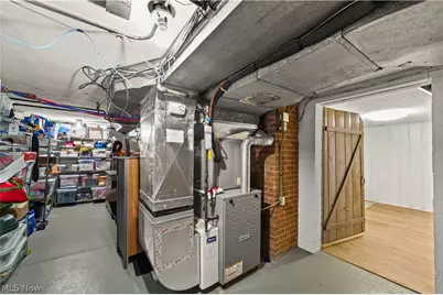 21975 Calverton Road, Huber Heights, OH 44122 - Photo 36