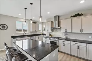 36662 W Shore Parkway, North Ridgeville, OH 44039 - Photo 12