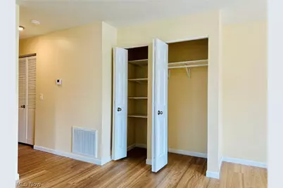 4913 Dunsmore Avenue, Ashtabula, OH 44004 - Photo 8