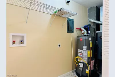 4913 Dunsmore Avenue, Ashtabula, OH 44004 - Photo 12