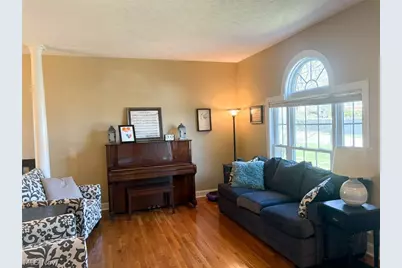 730 57th Street, Vienna, WV 26105 - Photo 2