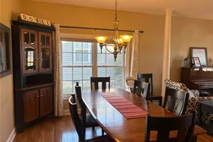 730 57th St, Vienna, WV 26105 - Photo 4