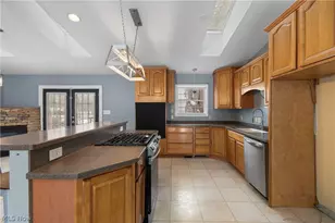 4885 Will Dr, New Franklin, OH 44319 - Photo 14