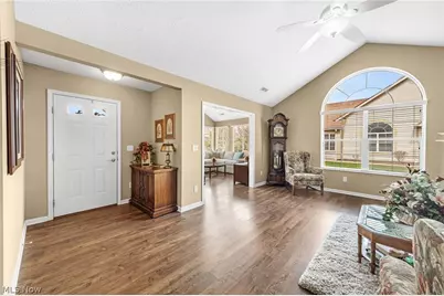 1398 Newman Drive, Brunswick, OH 44212 - Photo 4