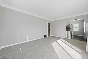 1206 Lander Rd, Mayfield Heights, OH 44124 - Photo 8