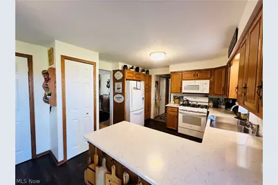 2484 Fox Wood Drive, Ashland, OH 44805 - Photo 10