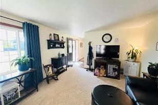 2484 Fox Wood Dr, Ashland, OH 44805 - Photo 6