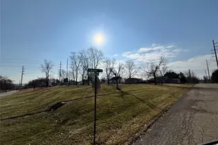 2022 Tanner Ave SW, Canton, OH 44706 - Photo 6